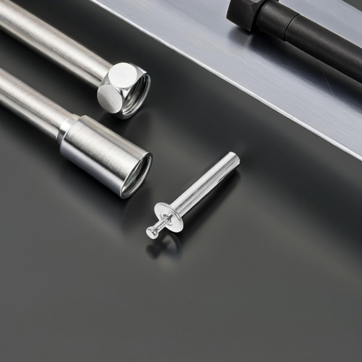 Spreiznagel 8x50mm 100 Stück Kohlenstoffstahl für Betonwände | Silber, Einfache Montage, Vielseitige Anwendung für Büro und Renovierung