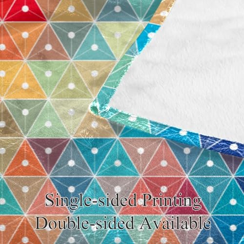 Couverture Polaire Triangle Coloré pour un Cocon de Douceur - 4
