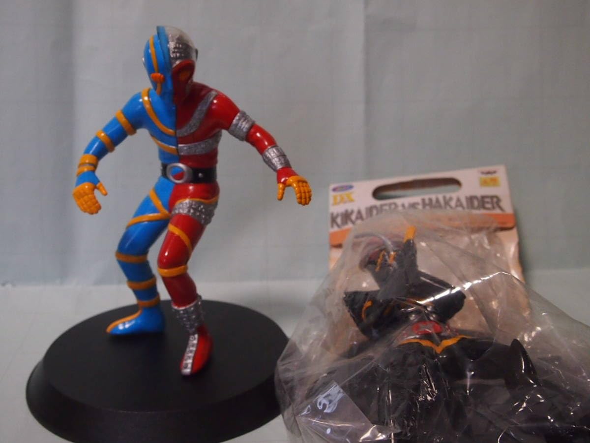 1999年製 非売品キカイダー vs ハカイダー フィギュア全2種　高さ18cm Amazon.co.jp: キカイダーVSハカイダーフィギュア : ホビー