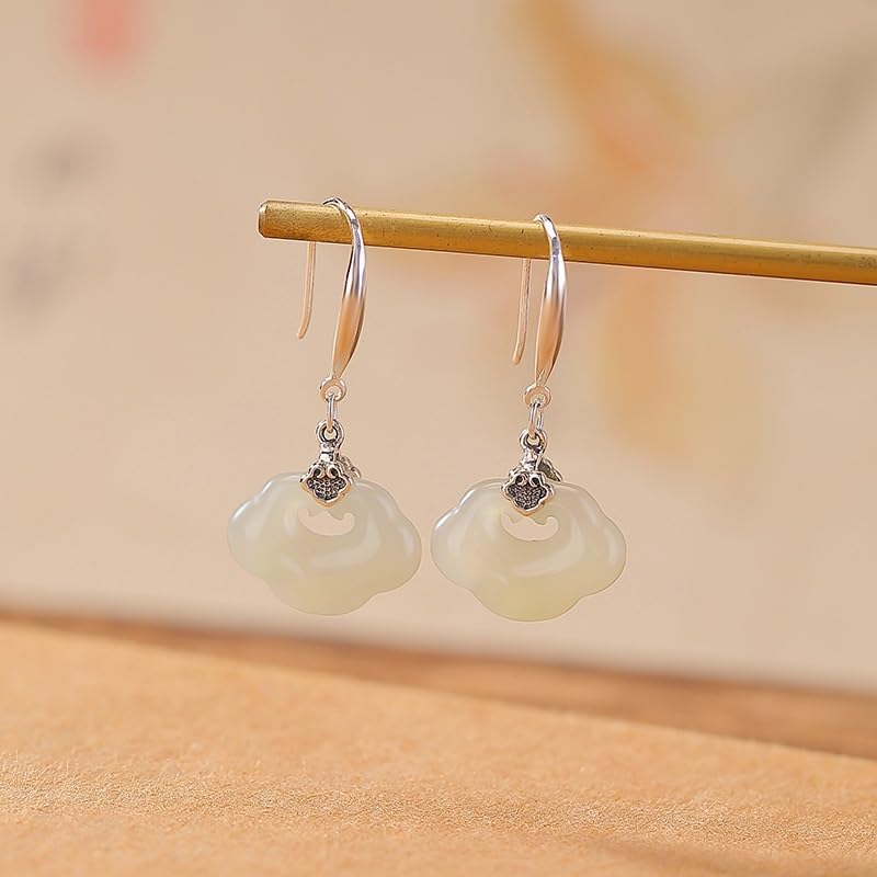 Boucles d'oreilles pierre vert pâle et motif nuage Ruyi à offrir - 3