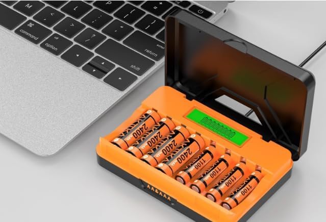 ENEGON 8本組AAAニッケル水素充電池（1100mAh）付属8スロット汎用充電器（単5/単7対応）LCD表示、急速充電機能、Type-C入力端子付き