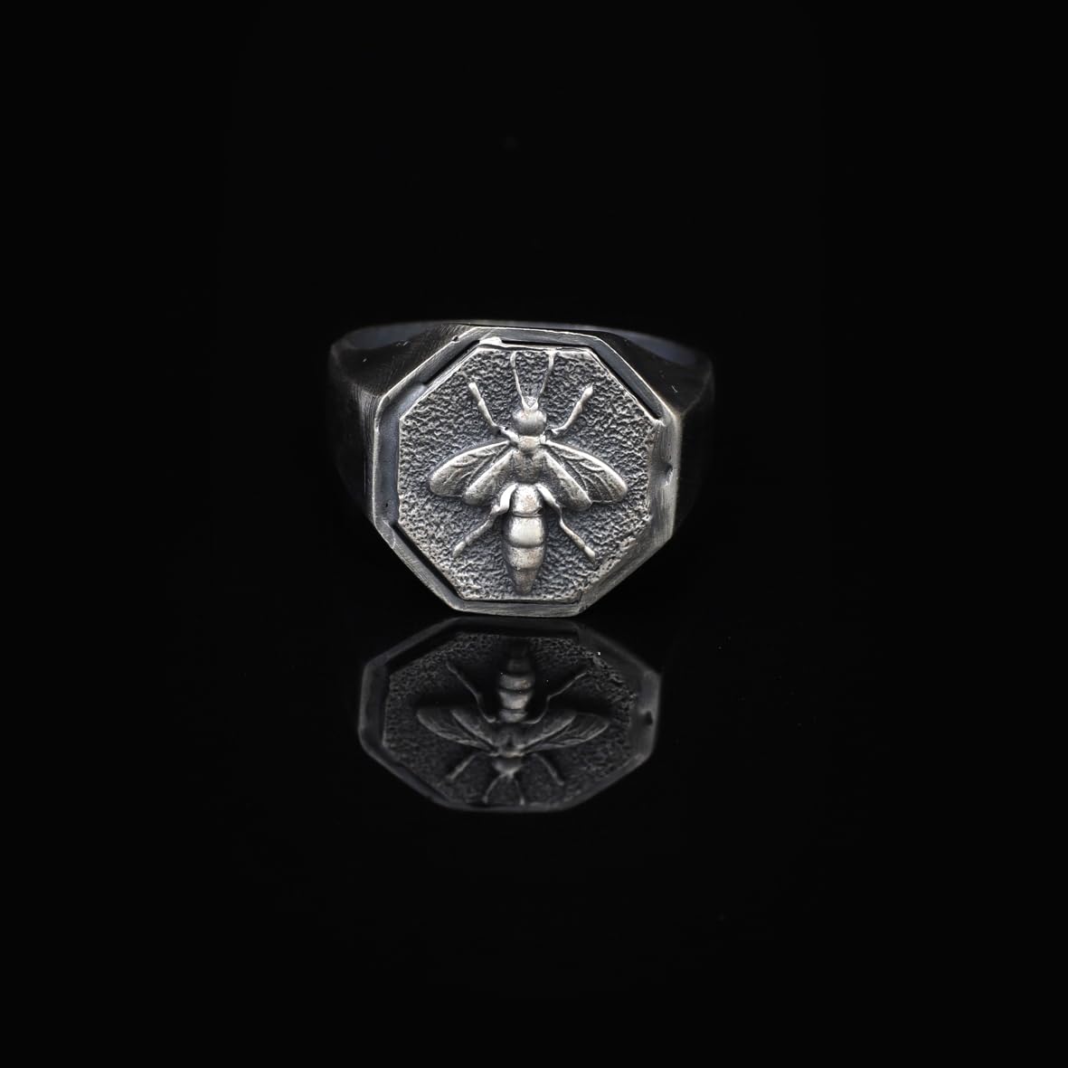 Anello dell’Ape da Uomo in Argento 925 | Anello con Sigillo Inciso e Lucido | Fatto a Mano per Mignolo | Anello di Fidanzamento + Panno Pulizia Argento (28)