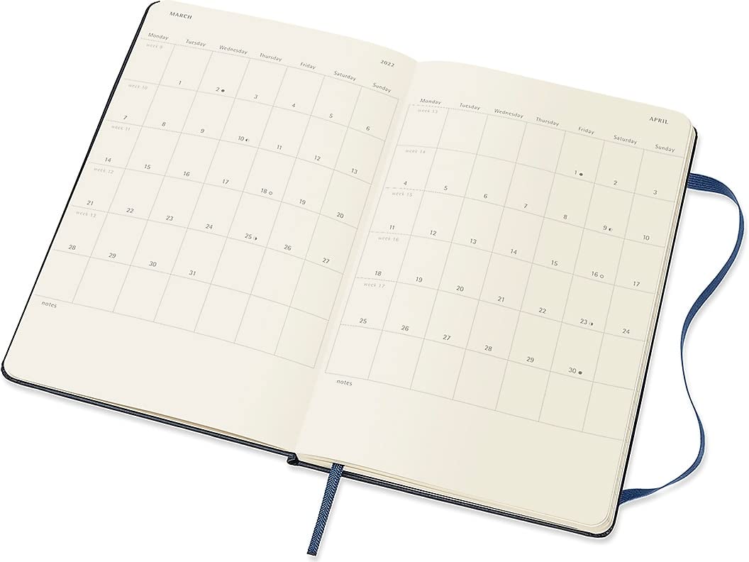 Moleskine Agenda Semainier 2022, Agenda Planner 12 Mois et Carnet de Notes Hebdomadaire avec Couverture Rigide, Grand Format 13 x 21 cm, Bleu Saphir, 144 Pages