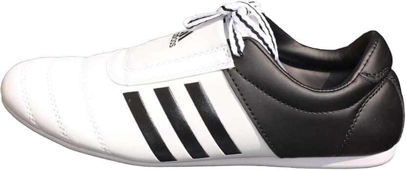 最終値下げ！新品　adidas TAEKWONDO シューズ 黒/白 箱付き ADIDAS TAEKWONDO SHOES/SM-3/Adidas TKD SHOES/Hapkido