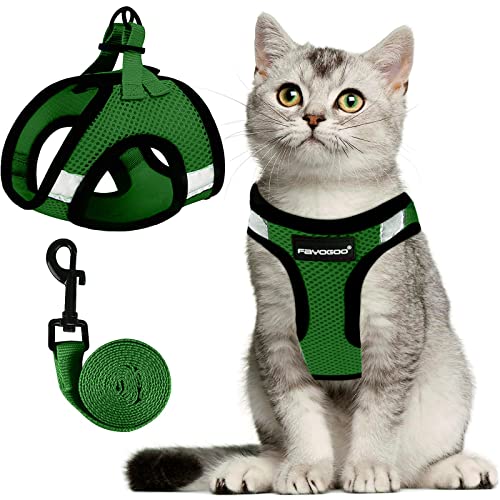Image of FAYOGOO Cat Harness and Leash Set, Escape-Proof Step-in Vest for Walking