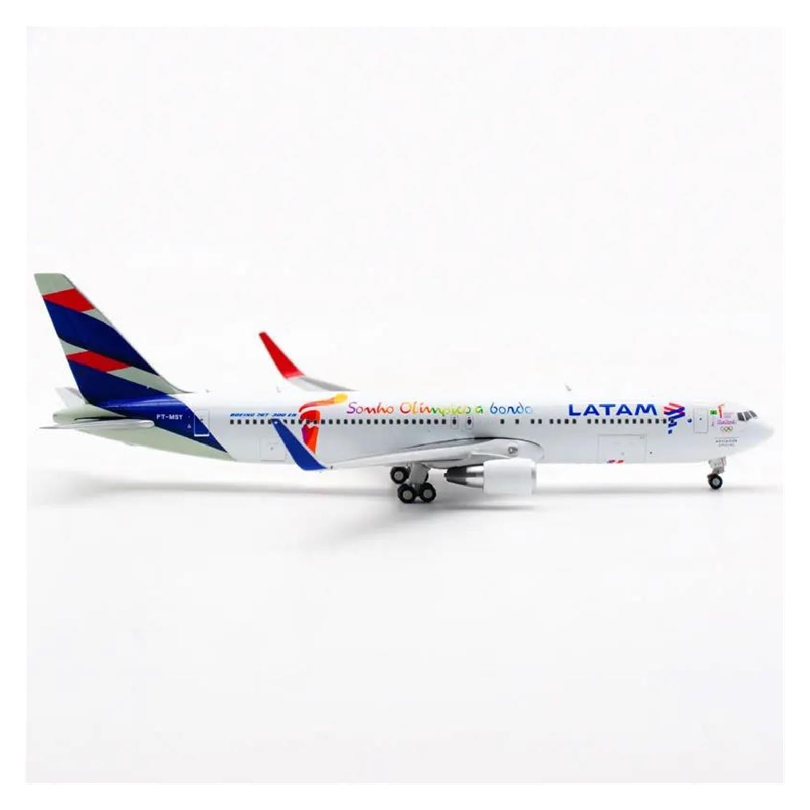 LATAM航空 航空機モデル 1/400 SALE* LATAM B767-300ER Reg: PT-MSY JC Wings Scale 1:400