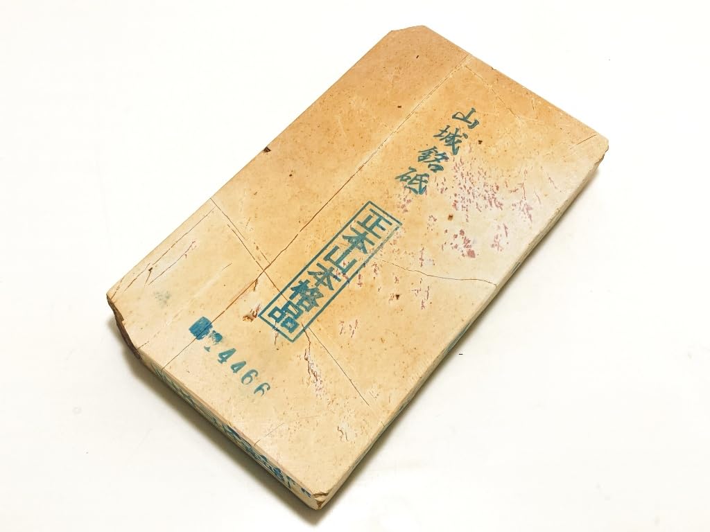 天然砥石　原石 Amazon | 天然砥石 正本山 山城銘砥右京区梅ケ畑菖蒲高山天井巣