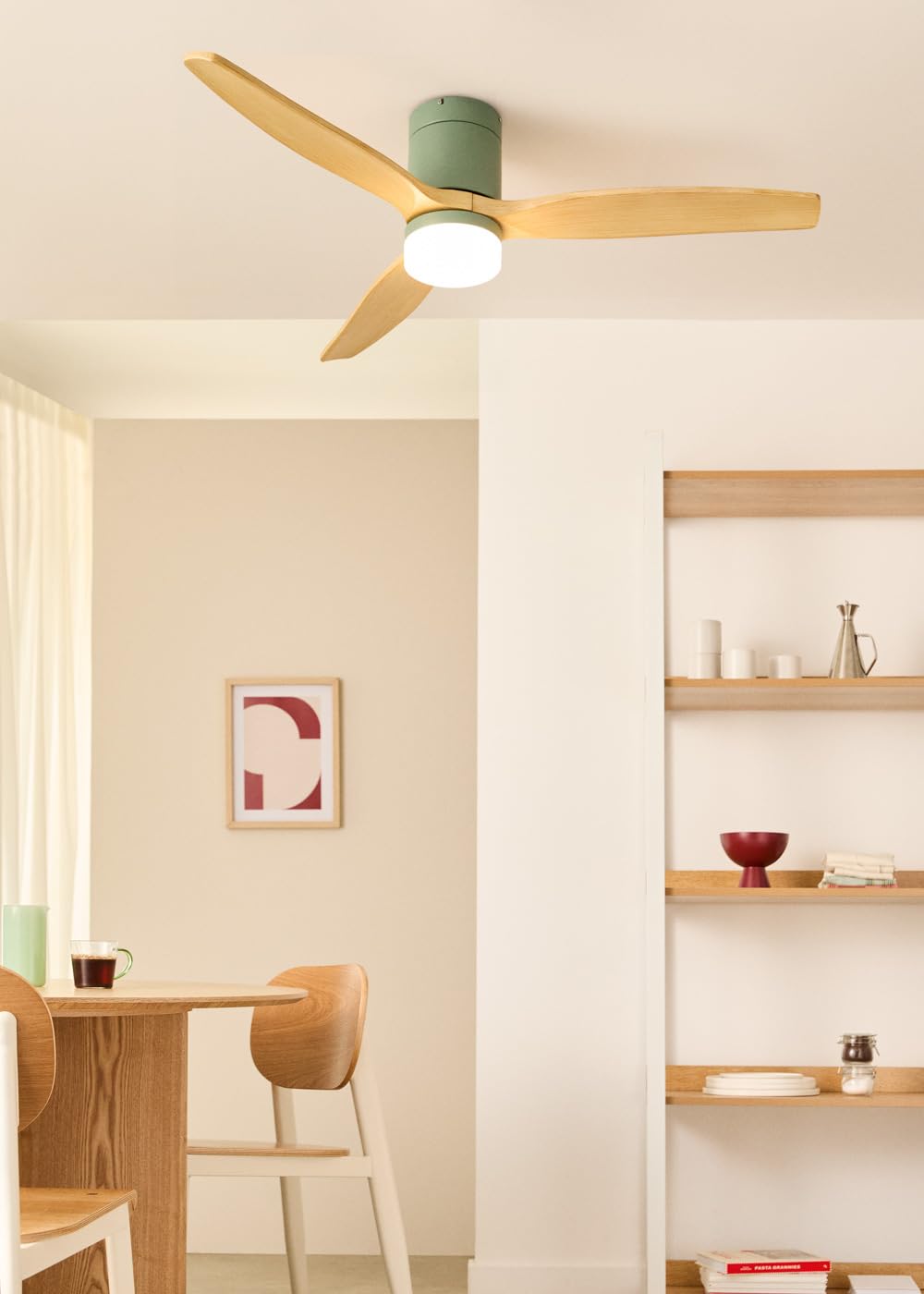 CREATE / WINDCALM M/Ventilatore da soffitto ABS con luce verde sage pale effetto legno chiaro e telecomando / 40W, Silenzioso, Ø132 cm, 3 temperature di luce, temporizzatore, funzione estate-inverno