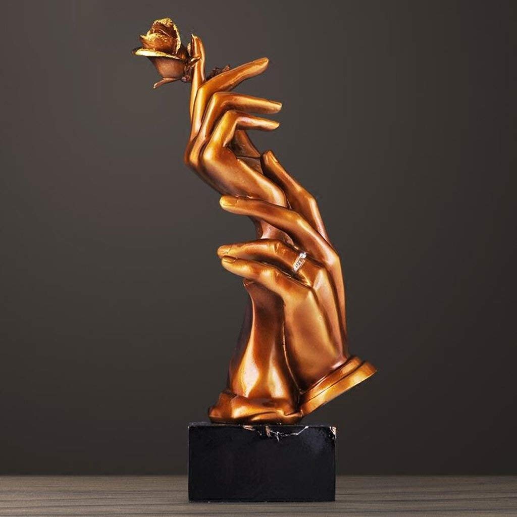 Sculpture abstraite en résine argentée pour sublimer le buffet de votre salon
