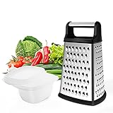 Rasiermesserscharfe Edelstahlklingen: Dieses professionelle Gerät macht die Zubereitung von Lebensmitteln zum Kinderspiel. Innovatives 4-in-1-Gerät mit einer rauen Reibe, einer mittleren Reibe, einer feinen Reibe/einem Zestenreißer und einem Schneider. Die Zähne aus 430 Edelstahl schneiden wie Messer durch Lebensmittel und bleiben ein Leben lang scharf. Sie rosten und korrodieren nicht und werden nie stumpf.