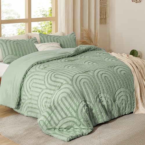 Bedsure Boho Tufted Queen Comforter Set - Sage Green Boho Bedding Comforter Sets, 3 Pieces Farmhouse Shabby Chic Embroidery Bed Set, Soft Fluffy Cozy Arch Pattern Comforter for All Seasons