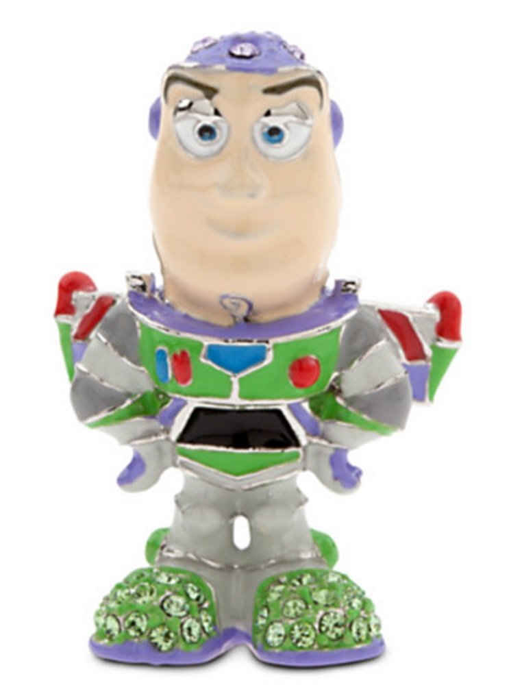 Buzz Lightyear Arribas : une figurine Disney élégante qui évite le style plastique enfantin