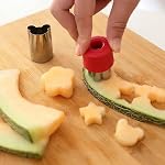 Leking 13 Pcs Couteau de cuisine pour enfants en bois, Couteaux pour enfants avec Gants Conseil de coupe d'ours Sandwich Cutter Fruit Cutters légumes Bords déraillés Couteux en plastique pour la vraie cuisine Coutumes sécuritaires pour enfants