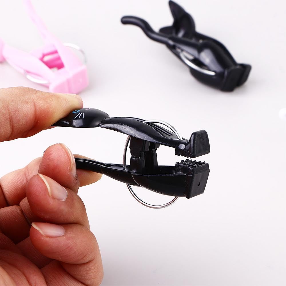 Clothes Pegs, Cute Multifunction Beach Towel Clips Drying Racks Household Hanger Clamp for Quilt Bed Sheet Clips Plastic Windproof Clothespins(Black)