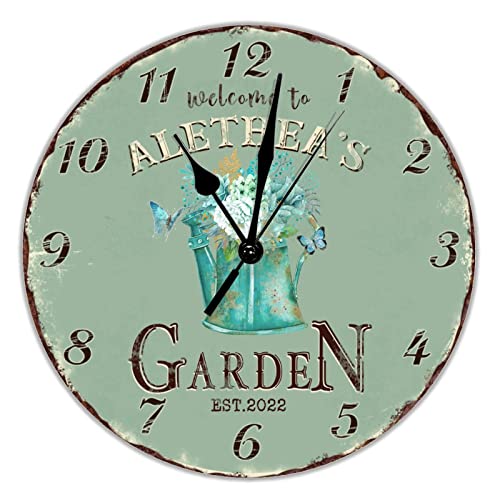 Reloj de pared redondo de PVC con nombre personalizado para jardín, funciona con pilas, cuarzo silencioso, 10 pulgadas, rústico, elegante, decoración de casa de campo, para cocina, hogar, baño, sala
