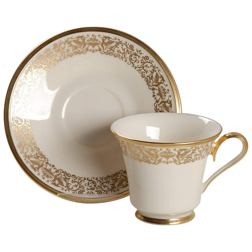 Tasse et soucoupe Toscane Lenox pour un petit-déjeuner chic au salon