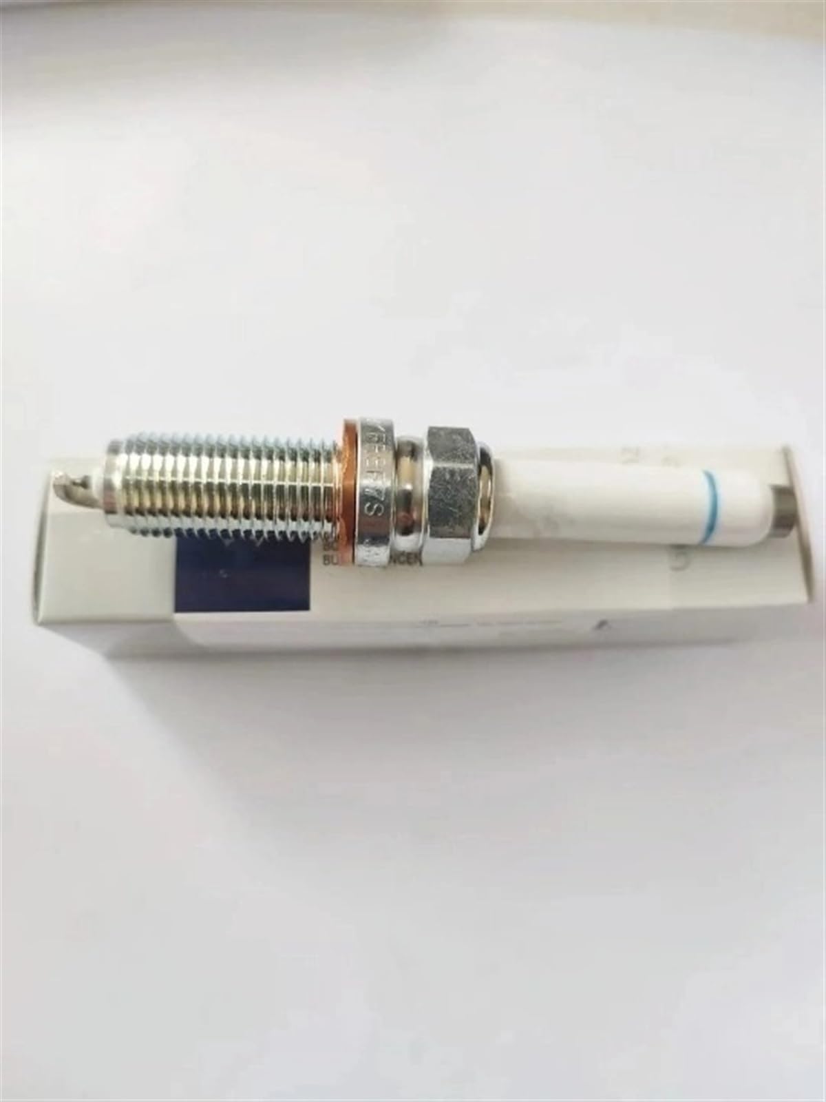 Mercedes-Benz スパークプラグ A0001590500 A0001590500 Compatible For Mercedes-Benz Spark Plug W177