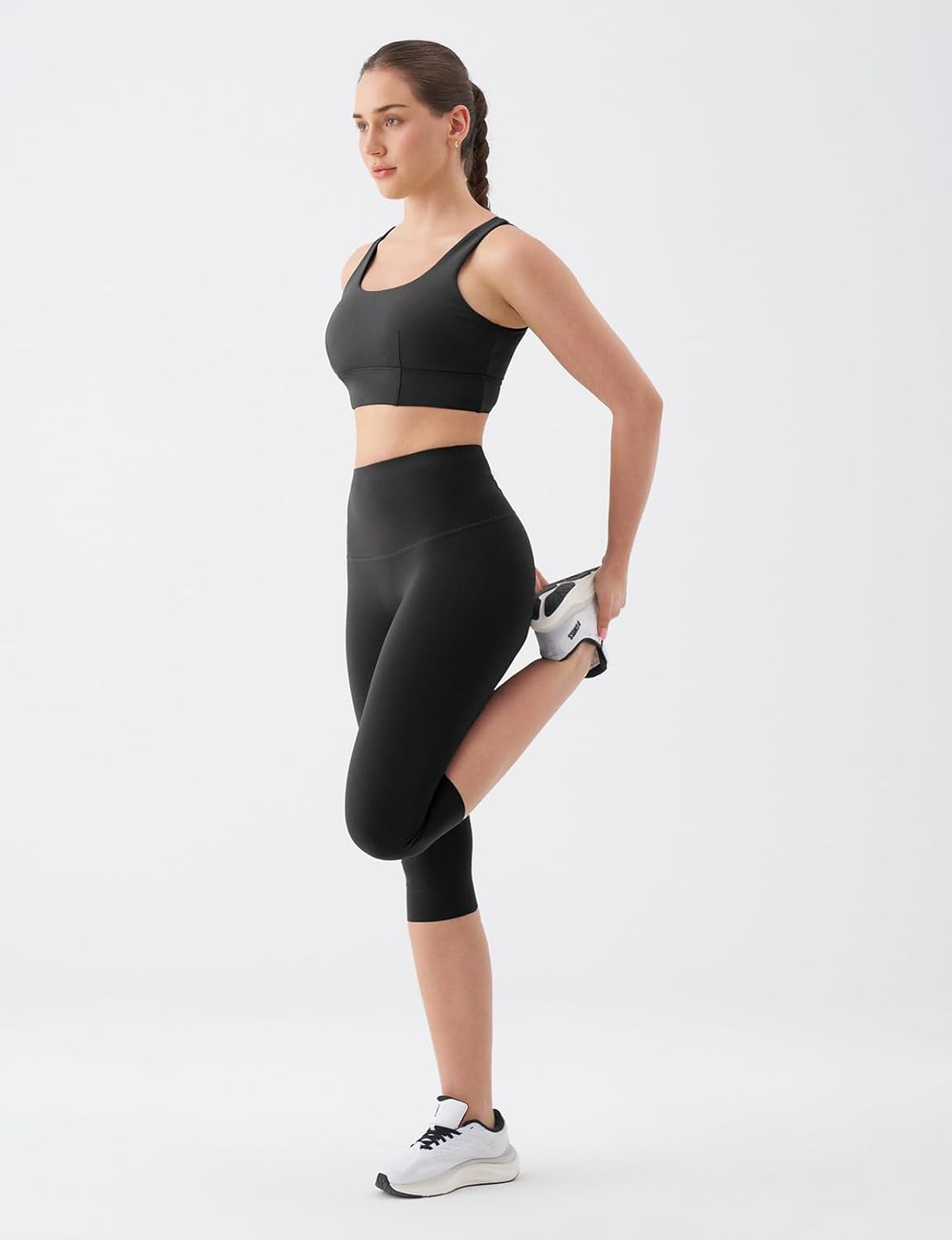 K-Swiss Women's 16" Capri Leggings - No Front Seam Soft Stretchy High Waist