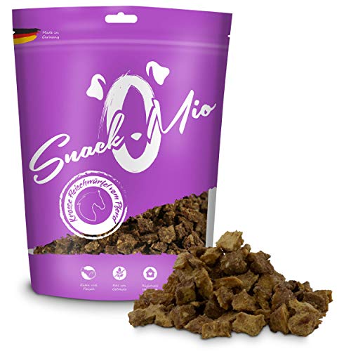 SnackOMio – Premium Hundesnack – krosse Fleischwürfel vom Pferd, getreidefrei, 1er Pack (1 x 125g)