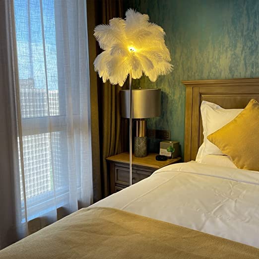 Lámpara de pie de plumas moderna con luz LED para sala de estar 3