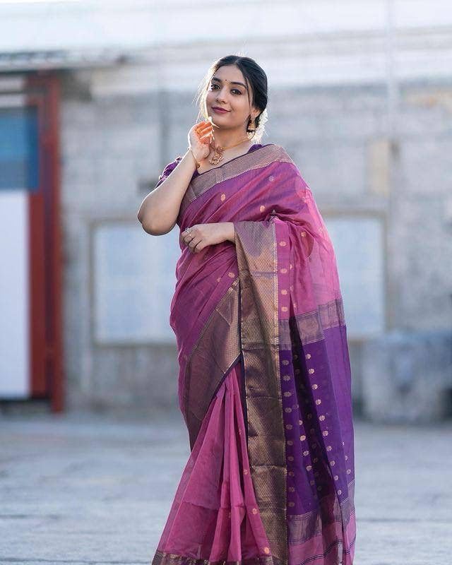 Image of Women's Cotton Woven Soft Sarees With Attach Blouse Piece.