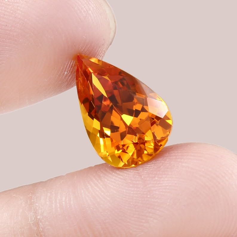 Saphir jaune Ceylan 15x10mm pour collier et pendentif