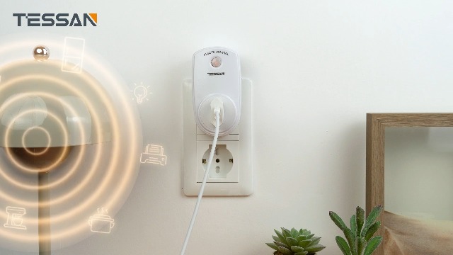Presa Radiocomandata Esterna IP44 Con Telecomando, 433 MHz, Fino A 2000W, Per Luci E Ingressi - 6