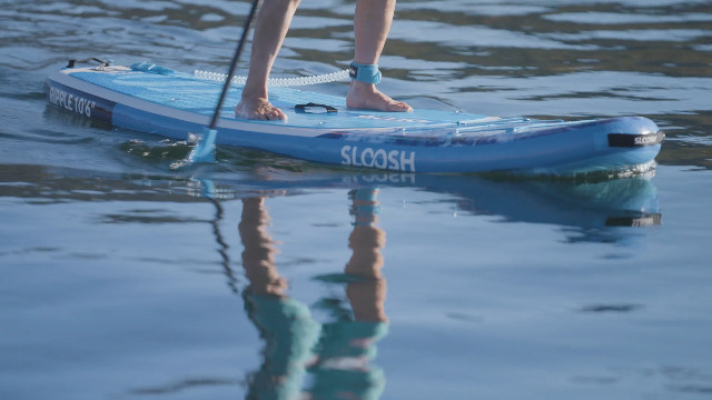 ATPROSS Tavola gonfiabile per stand up paddle con sedile per kayak, tavola da SUP premium per adulti, 204,1 kg extra larghe, per yoga, pesca, paddle board fusto viola