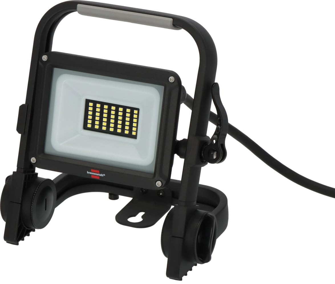Foco LED para exteriores IP65 Brennenstuhl: evita cortes por lluvia con cable de 2m