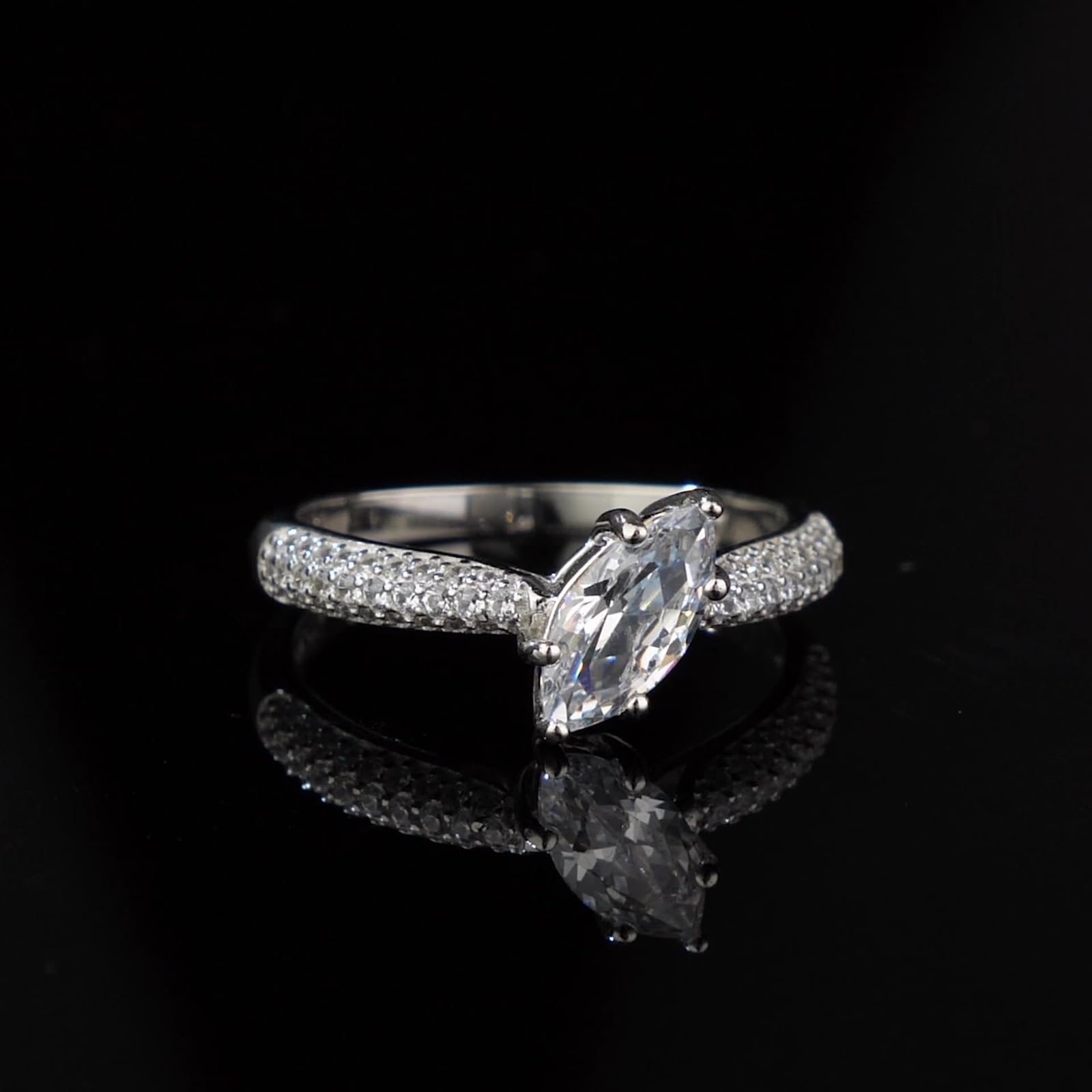 Anillos para mujer de oro con moissanite, elegante oro blanco, anillos de compromiso, anillos de compromiso de oro real