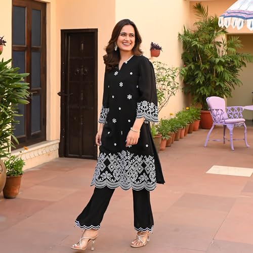 Image of BHARVITA Women's Cotton Lucknowi Embroidered Chikankari Work Straight Kurta with Pant Set for Every Occasion
