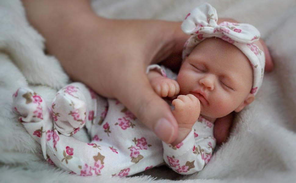 MYREBABY 17,8 cm große Mini-Babypuppe, Silikon, Ganzkörper-Baby-Puppe, weiche Haut, realistische Babypuppe für Neugeborene, echtes Leben, kleine Babypuppe mit Fütterungszubehör - 2 – Bild 7