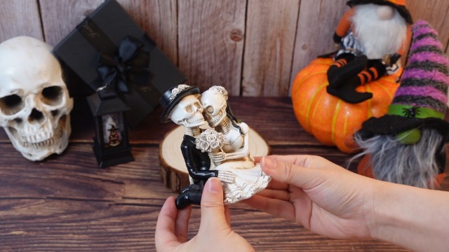 Figurilla Pareja Calavera Día de Muertos Decorativa miniatura 7