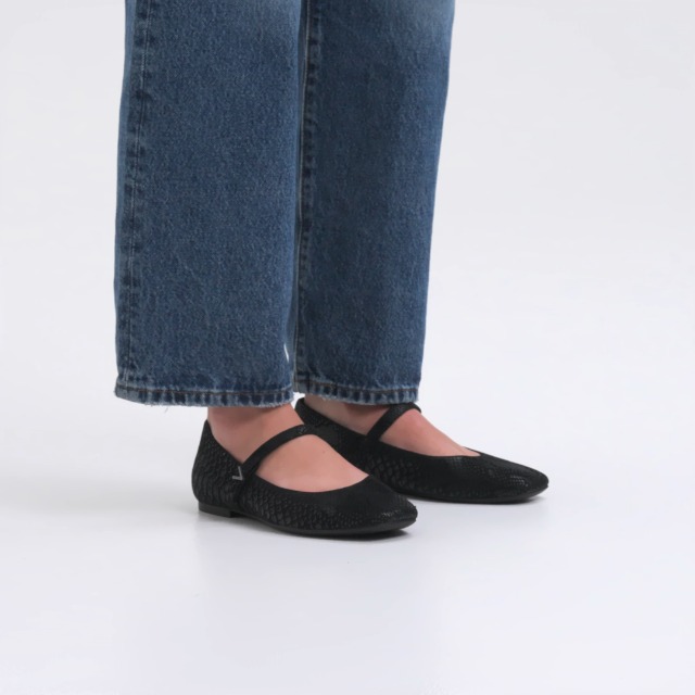 Amazon.com | Vionic Womens Alameda Mary Jane Flat Black Leather 5