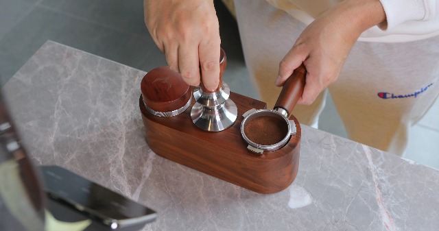 54mm Espresso Tamper for Breville Machine Rosewood KNODOS Auto
