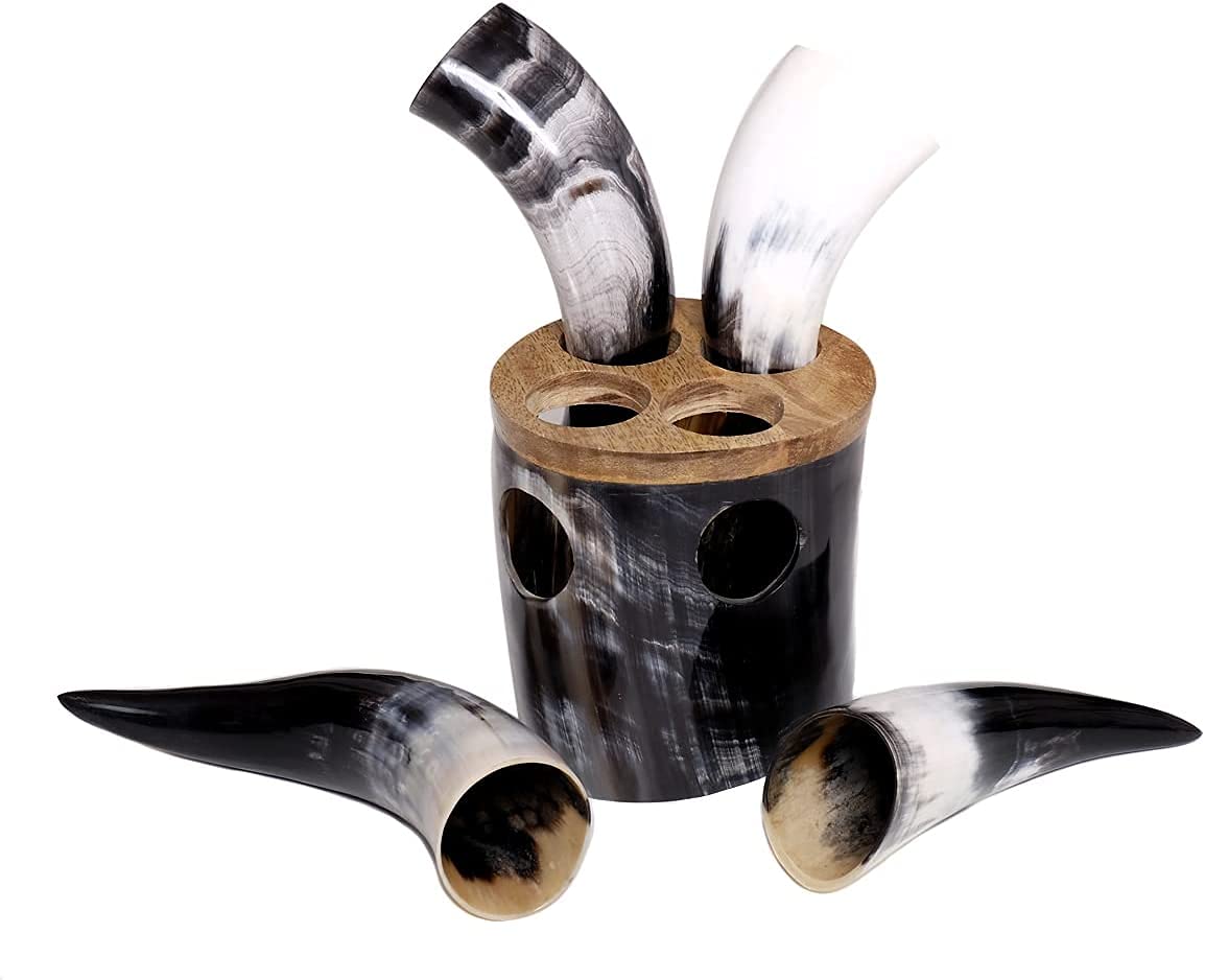 Design Trinkhorn Becher echtes Kuhhorn poliert mit Griff Wikinger Becher Trink-Gefäß aus Horn Bierkrug Mittelalter Unikat Horntasse Met (200 ml, 4er-Set Hornständer)