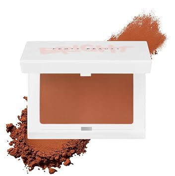 Fenty Beauty by Rihanna Bright Fix Instant Brightening+Blurring Powder - Pumpkin