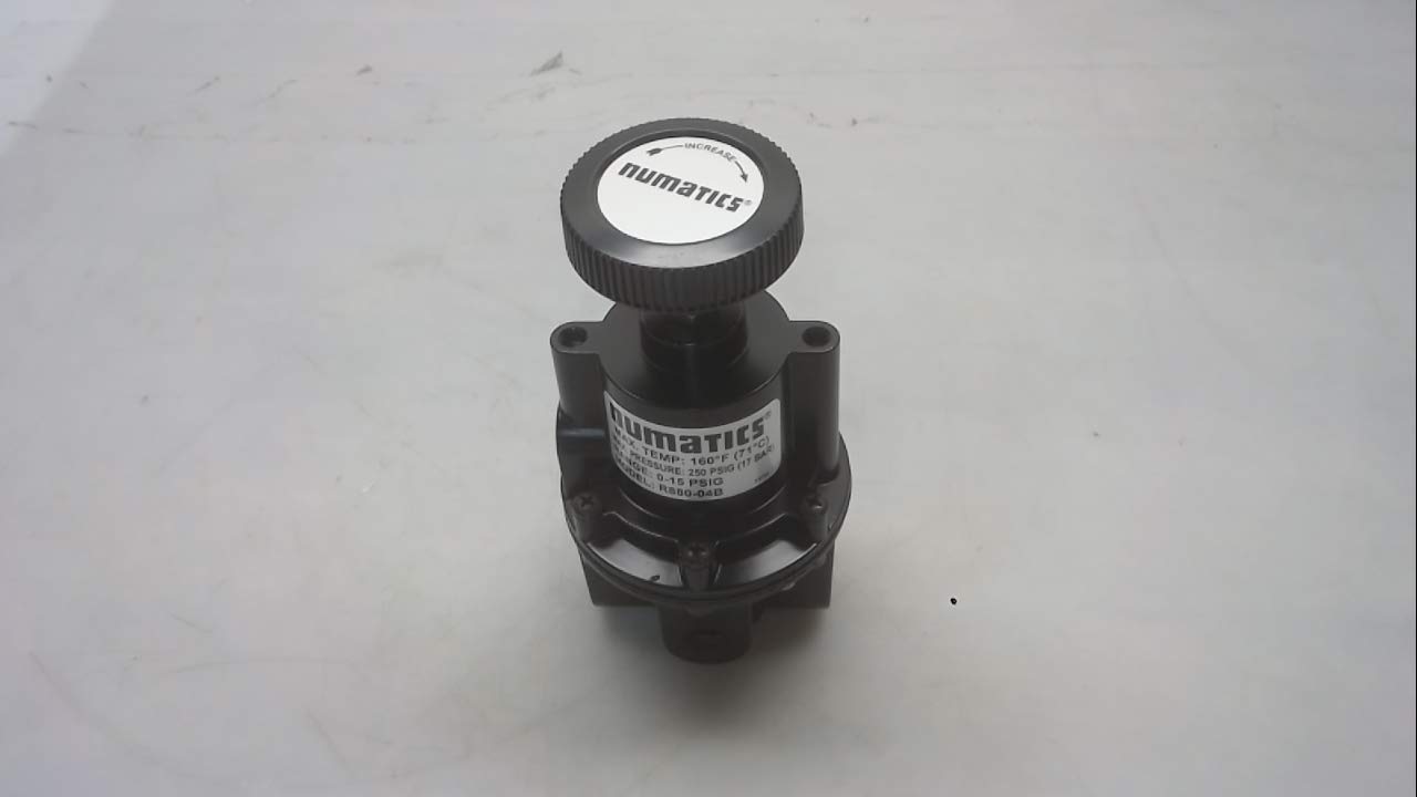 R880-04B Percison Regulator, Range: 0-15 Psig, R880-04B