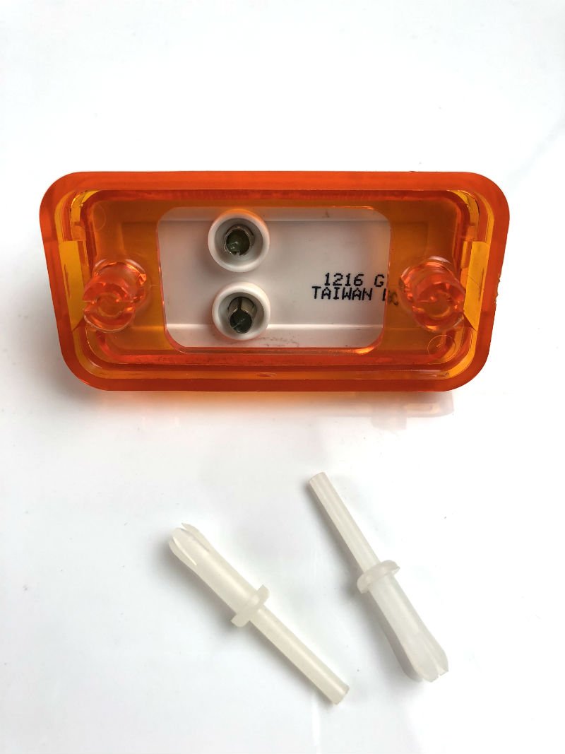 Shorelander SK0011 Amber Side Marker Light
