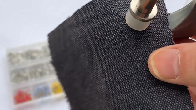 RERI - Set di bottoni a pressione, bottoni a pressione modello Jersey, accessori per cucito, adatti per il fai da te, tessuti, borse e vestiti, diametro 11 mm, 150 pezzi