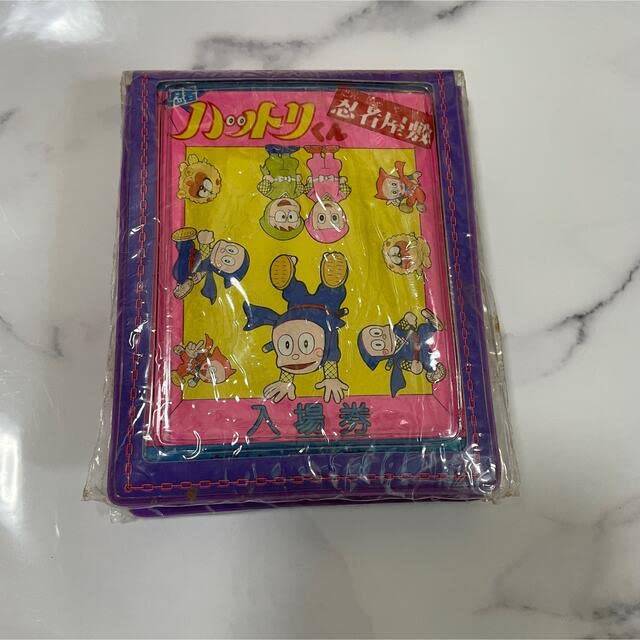ハローキティ　ストラップ　忍者ハットリくん　天才バカボン　鉄腕アトム ハローキティ ストラップ 忍者ハットリくん 天才バカボン 鉄腕