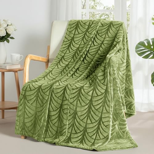 Whale Flotilla Flannel Fleece Throw Blanket for Couch Bed, Lightweight Soft Cozy Summer Velvet...