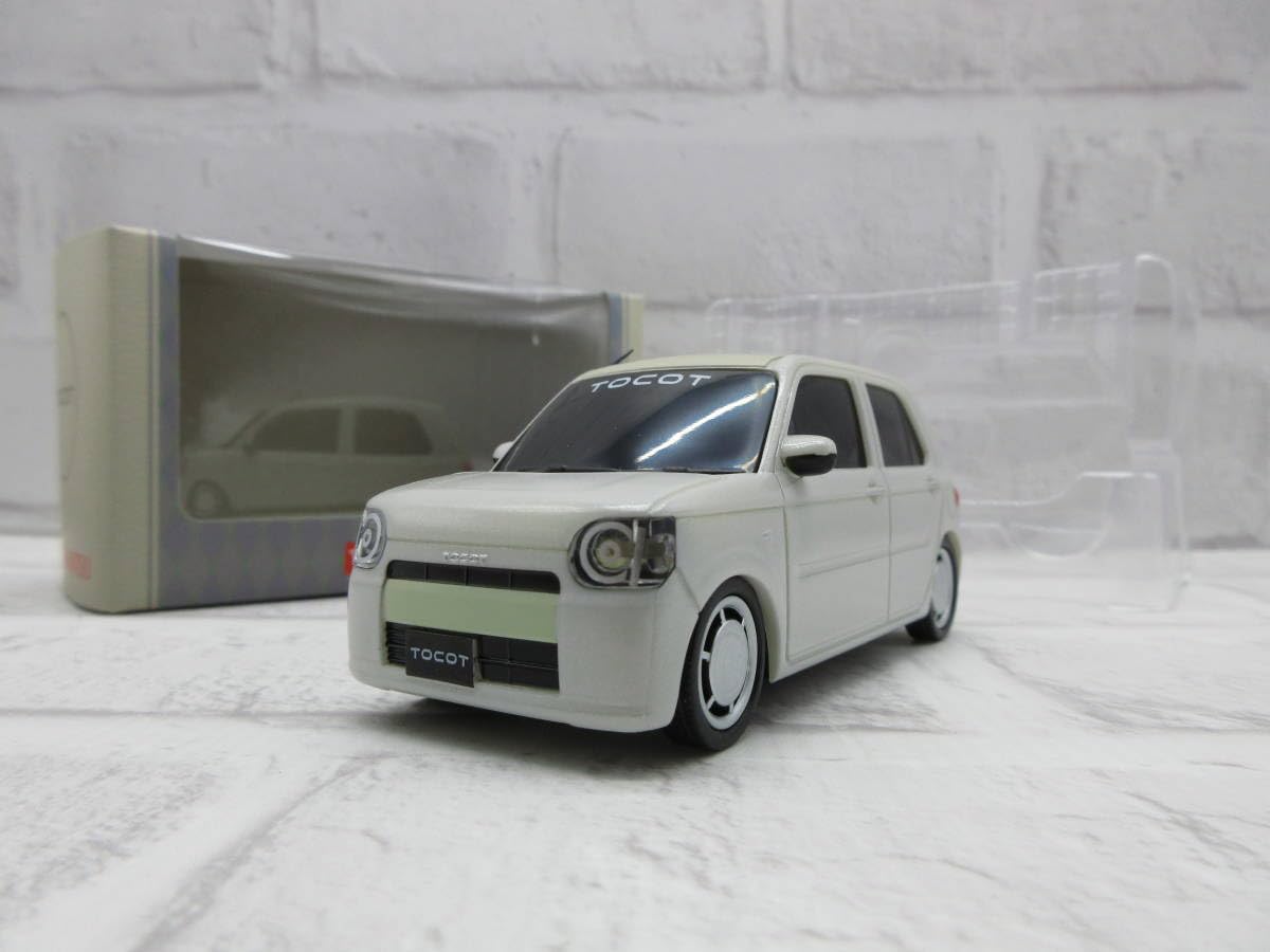 Amazon.co.jp: ミニカー ダイハツ ミラトコット パールホワイト