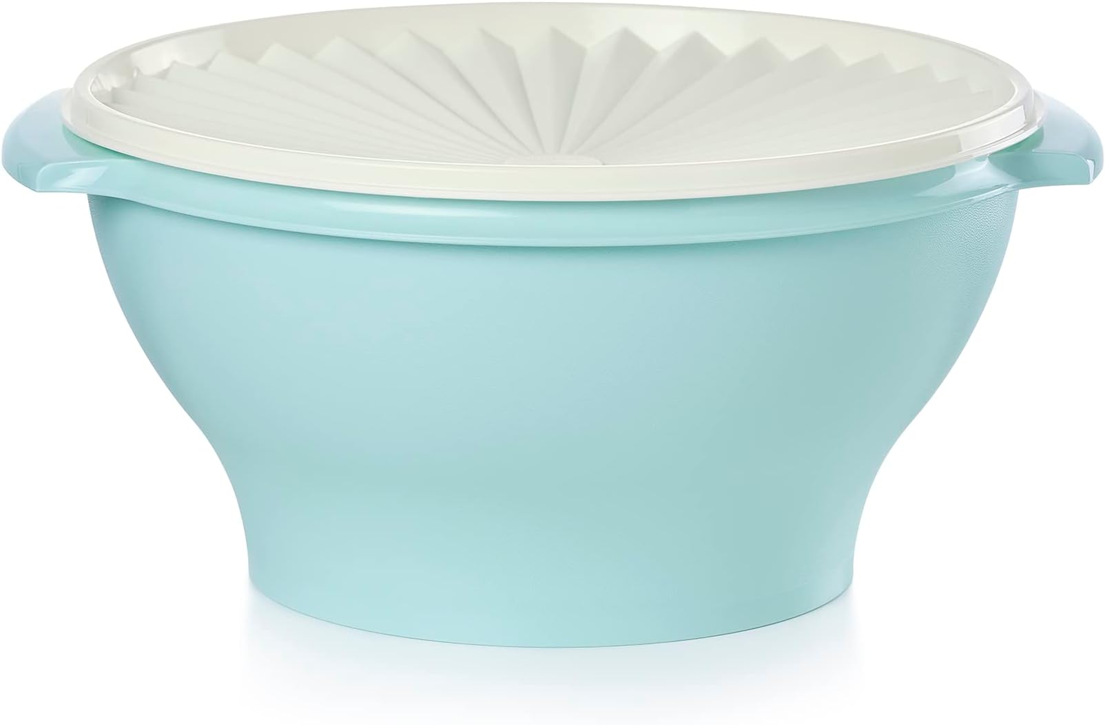Heritage Collection 17.25 Cup Bowl with Starburst Lid, Light Blue Vintage Color, Dishwasher Safe and BPA Free (4.1 L)