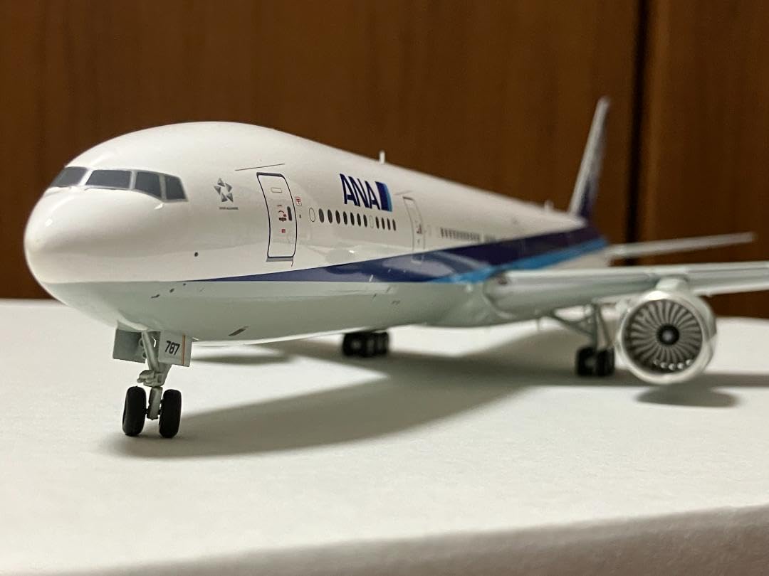 Amazon.co.jp: 1/200 ANA 全日空 B777-300ER トリトン塗装
