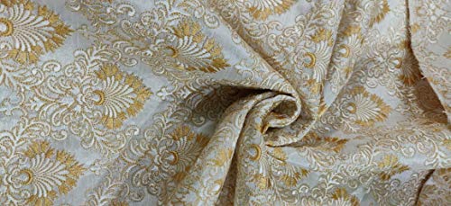 Tissu hautement brodé 111,8 cm ivoire et or FF50 pour réussir vos tissus de fête