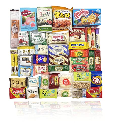 Korean Snack Box Variety Pack – 42 Count Individual Wrapped Gift Care Package Bundle Sampler Assortment Mix Candy Chips Cookies Treats for Kids Children College Students Adult