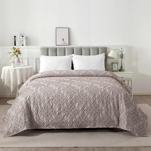 Caressma Bedspread Mist Pink Queen Size, Vintage Cozy 3D Geometric Decorative Jacquard Coverlet,...