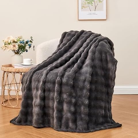 Wajade 3D Bubble Fleece Blanket Cover