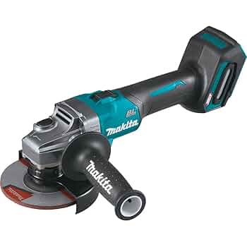 Makita - ヤダヨロ！！18V 5個セット Makita - ヤダヨロ！！18V 5個セット makita-power-tool-batteries-